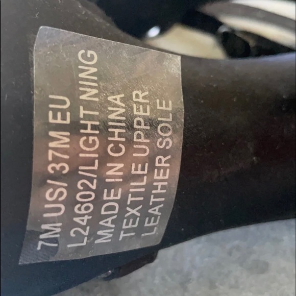 LAST CALL 9/11/22 - Luichiny Bow Black Satin Kitten Heels - Picture 10 of 10